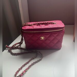 CHANEL Fuchsia Quilted Vanity Crossbody with Gold Chain